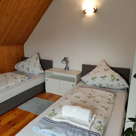 Apartament Na Poddaszu *
